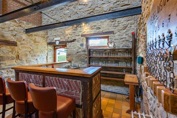 Grote foto groepshuis 29 p. met priv buitenzwembad en sauna vakantie belgi