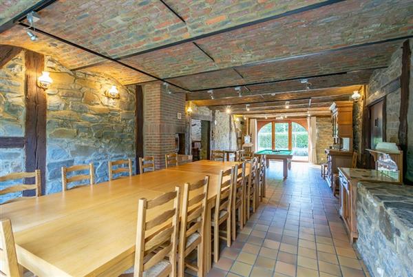 Grote foto groepshuis 29 p. met priv buitenzwembad en sauna vakantie belgi