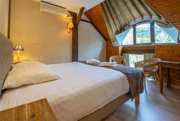 Grote foto groepshuis 29 p. met priv buitenzwembad en sauna vakantie belgi