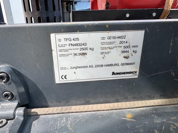 Grote foto jungheinrich tfg 425 triplo 430 freelift sideshift lpg 2014 agrarisch heftrucks