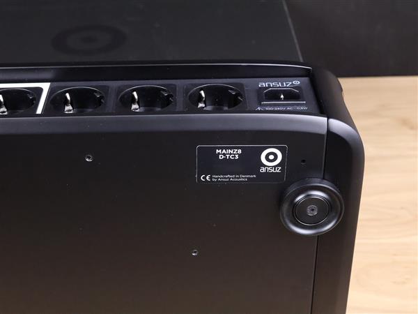 Grote foto ansuz acoustics mainz8 d tc3 highend audio power distributor audio tv en foto onderdelen en accessoires