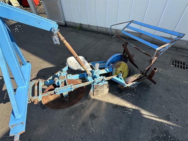 Grote foto plantmachine 1 rij voor bomen agrarisch zaaimachines