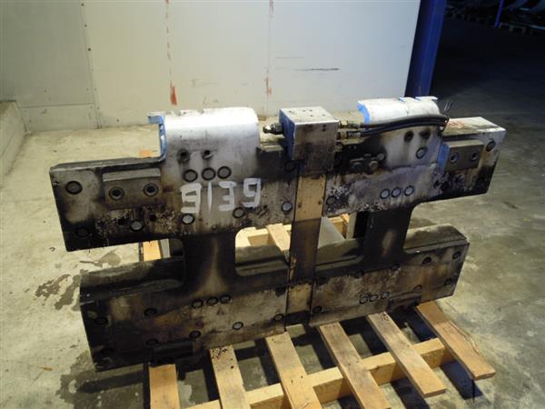 Grote foto cascade vorkversteller outlet agrarisch heftrucks