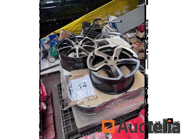 Grote foto pallet 2 14 plaatwerk en aluminium velg agrarisch wielen