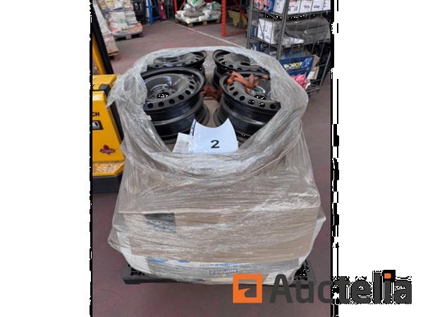 Grote foto pallet 2 14 plaatwerk en aluminium velg agrarisch wielen