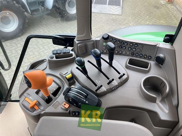 Grote foto john deere 6090m 691710 agrarisch tractoren