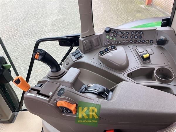 Grote foto john deere 6100m 691714 agrarisch tractoren