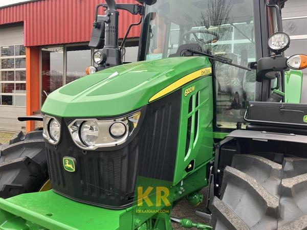 Grote foto john deere 6100m 691714 agrarisch tractoren