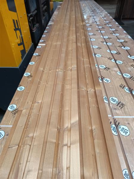 Grote foto 20x130mm 540cm thermo wood vuren triple rhombus doe het zelf en verbouw hout en planken