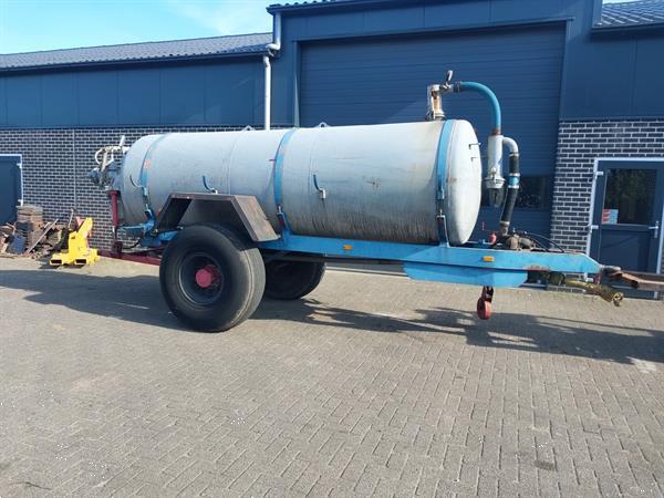 Grote foto bazzoli mesttank 6500 liter agrarisch mesttanks