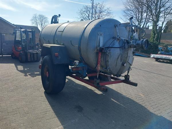 Grote foto bazzoli mesttank 6500 liter agrarisch mesttanks