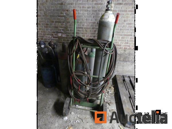 Grote foto steekvlam doe het zelf en verbouw ijzerwaren en bevestigingsmiddelen