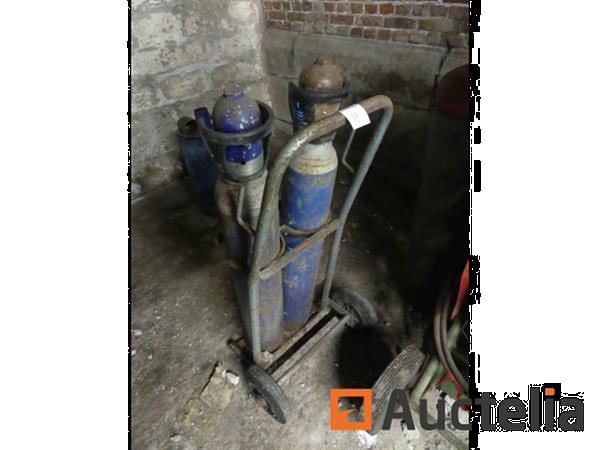 Grote foto steekvlam doe het zelf en verbouw ijzerwaren en bevestigingsmiddelen