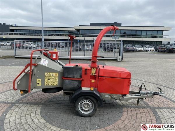 Grote foto greenmech arborist arb150tb tow wood chipper diesel agrarisch bosbouw