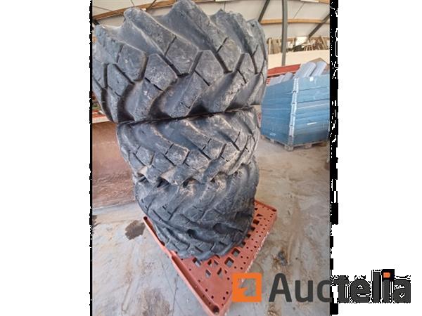 Grote foto 4 wielen voor landbouwmachines op evrest velgen agrarisch wielen