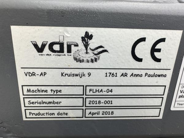 Grote foto vdr oogstband voor bloemen met platform agrarisch aanhangwagens