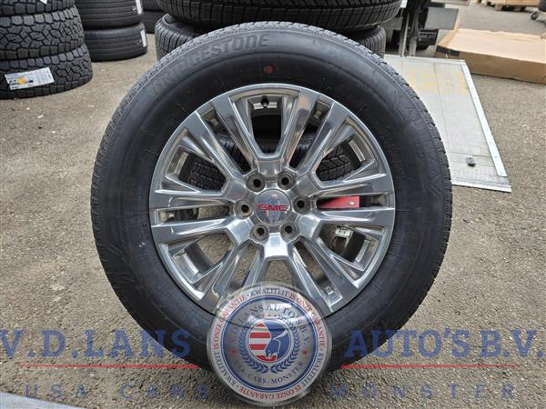 Grote foto gmc sierra velgen met bridgestone alenza banden 275 60 r20 auto onderdelen overige auto onderdelen