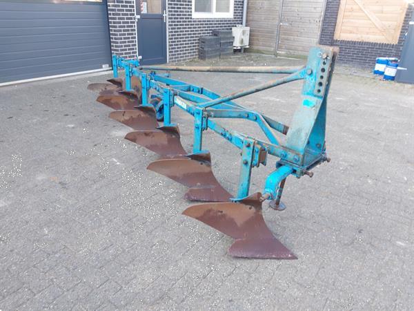 Grote foto lemken glimmer 6 schaar stoppelploeg ecoploeg agrarisch ploegen