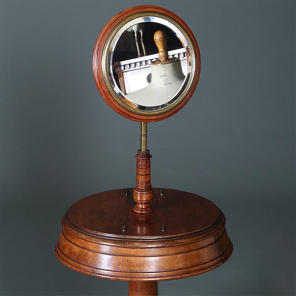 Grote foto gentlemens shaving stand hoogte verstelbaar en roterend opbergvak ca 1875 no.271720 antiek en kunst stoelen en banken