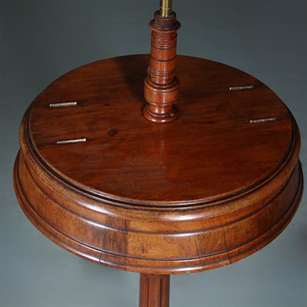 Grote foto gentlemens shaving stand hoogte verstelbaar en roterend opbergvak ca 1875 no.271720 antiek en kunst stoelen en banken
