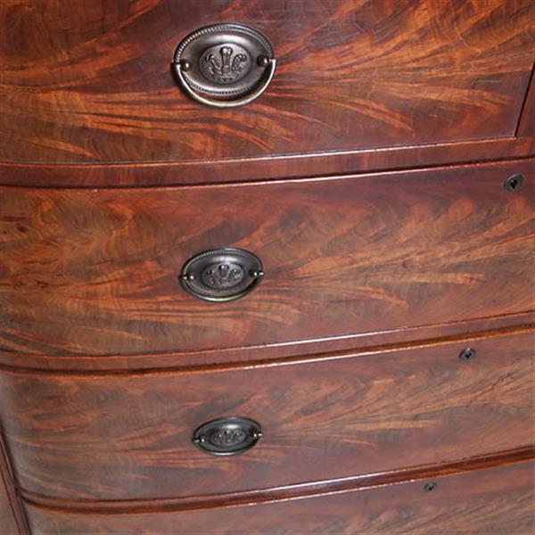 Grote foto bow front commode met oplopende lade bloemmahonie ca 1825 no.280315 antiek en kunst stoelen en banken