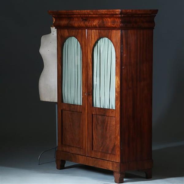 Grote foto biedermeier boekenkastje met getoogde ruiten uitneembare bespanning ca 1830 mahonie no.280320 antiek en kunst stoelen en banken