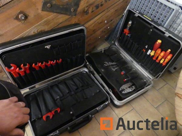 Grote foto 2 dozen met handgereedschap doe het zelf en verbouw gereedschappen en machines