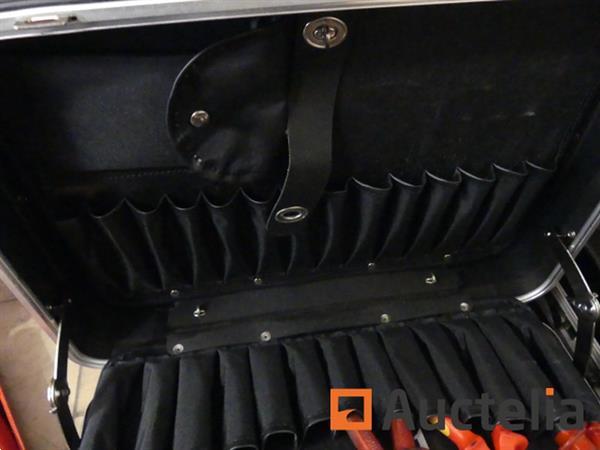 Grote foto 2 dozen met handgereedschap doe het zelf en verbouw gereedschappen en machines