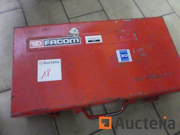 Grote foto koffer met facom ge soleerd handgereedschap doe het zelf en verbouw gereedschappen en machines