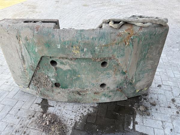 Grote foto gewichtblok 1800 tot 3500 kilo contragewicht frontgewicht doe het zelf en verbouw aanbouwdelen