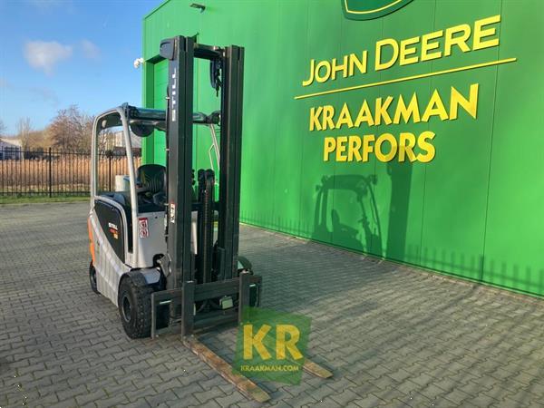 Grote foto still rx 60 25 19851 agrarisch akkerbouw