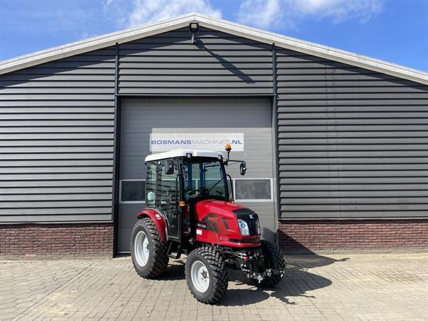 Grote foto knegt 404 4wd 40 pk met cabine fronthef bj 2024 70 uur agrarisch tractoren