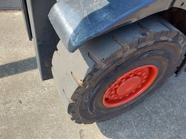 Grote foto linde h30d triplo agrarisch heftrucks