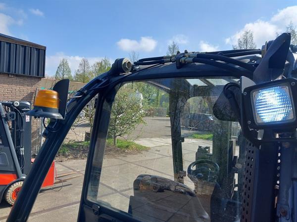 Grote foto linde h30d triplo agrarisch heftrucks