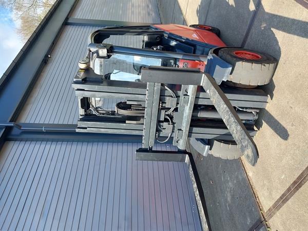 Grote foto linde h30d triplo agrarisch heftrucks
