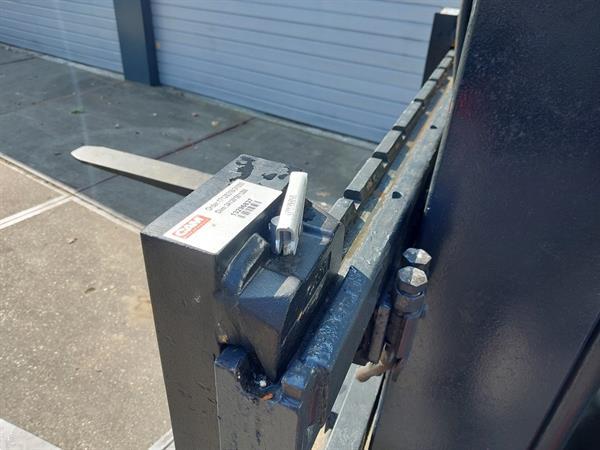 Grote foto linde h30d triplo agrarisch heftrucks