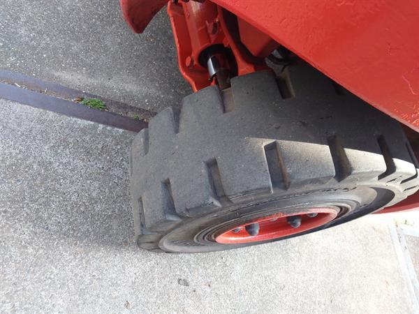 Grote foto linde h30d triplo agrarisch heftrucks