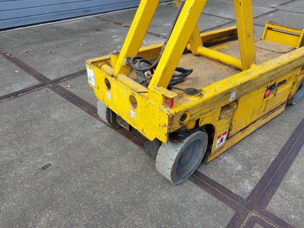 Grote foto haulotte hoogwerker nieuwe accu doe het zelf en verbouw hoogwerkers