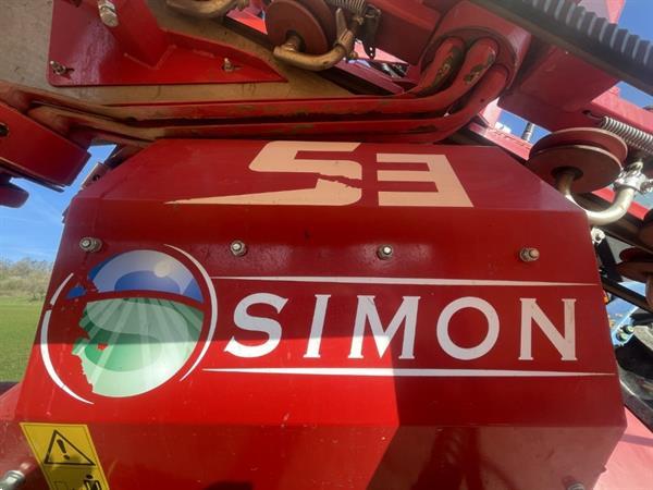 Grote foto simon s3b wortelrooier tractor gemonteerd enkelrijig met trechter agrarisch oogstmachines