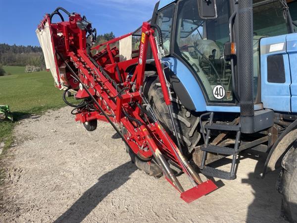 Grote foto simon s3b wortelrooier tractor gemonteerd enkelrijig met trechter agrarisch oogstmachines