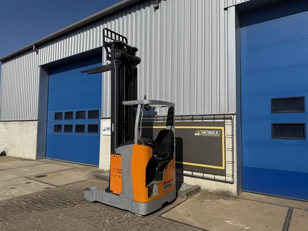 Grote foto vs 22151 reachtruck fm x14 bj2015 9.200mm sideshift doe het zelf en verbouw hefwerktuigen
