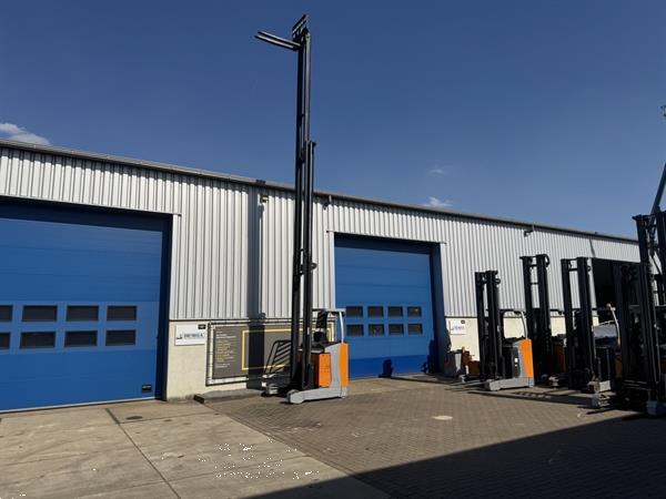 Grote foto vs 22151 reachtruck fm x14 bj2015 9.200mm sideshift doe het zelf en verbouw hefwerktuigen