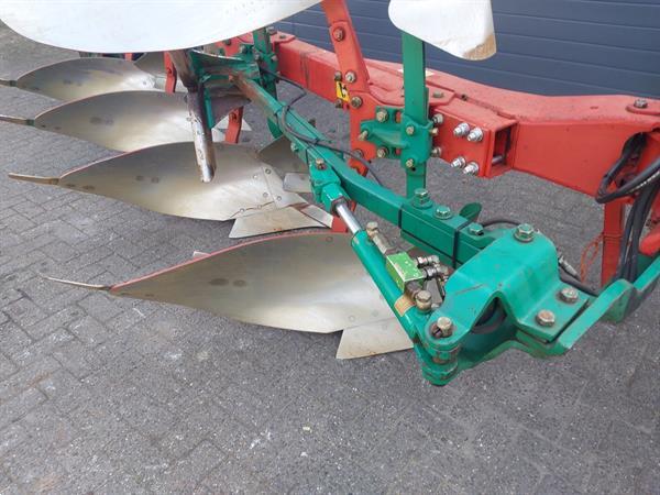 Grote foto kverneland vd 100 4 schaar ploeg agrarisch ploegen