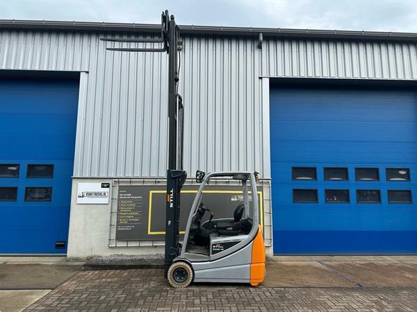 Grote foto vs 22162 elektrische triplex heftruck still rx20 16 bj2018 weinig uren agrarisch heftrucks