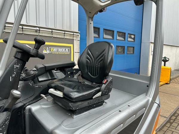 Grote foto vs 22169 elektrische triplex heftruck still rx60 25 bj2018 agrarisch heftrucks