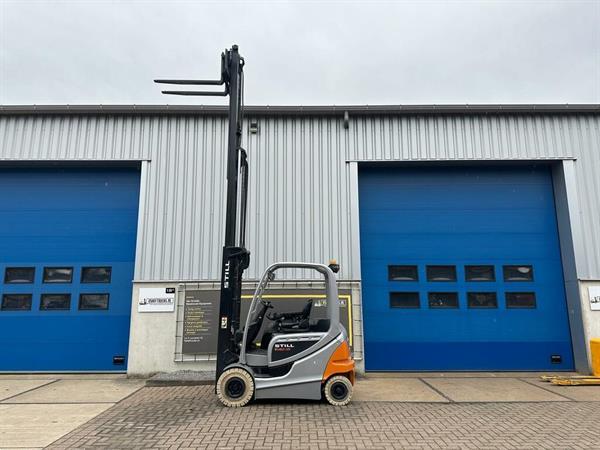 Grote foto vs 22169 elektrische triplex heftruck still rx60 25 bj2018 agrarisch heftrucks