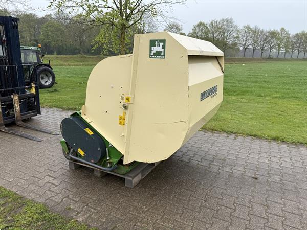 Grote foto amazone gh 1350. 3 punts klepelmaaier met opvang agrarisch maaiers