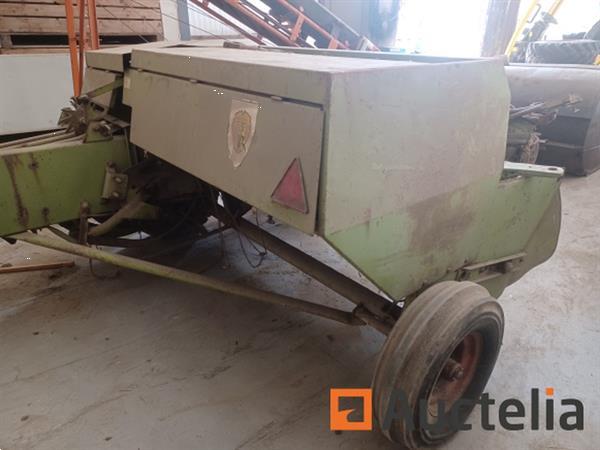 Grote foto claas markant 65 balenpers agrarisch algemeen