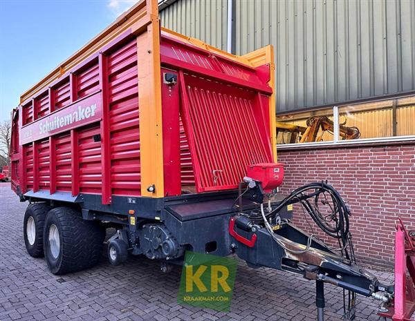 Grote foto schuitemaker rapide 580 30402 agrarisch opraapwagens