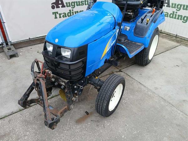 Grote foto new holland tc21d agrarisch tractoren